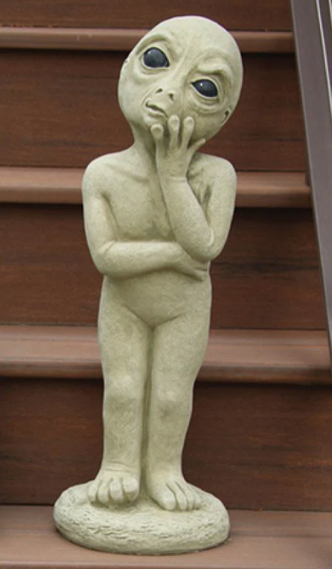Massarelli's - Standing Alien - 5409