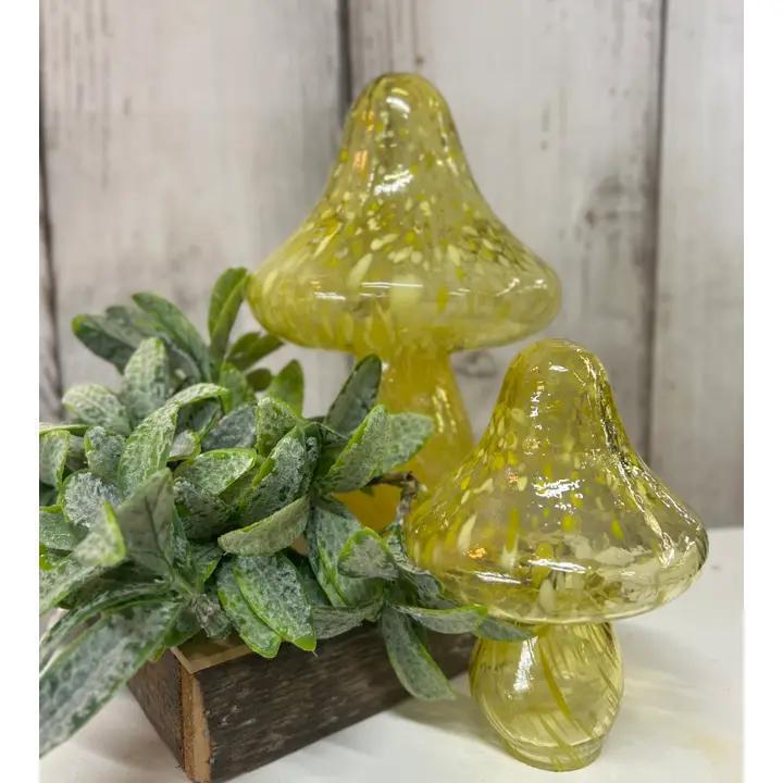 Wholesale Home Decor - Large Yellow Glass Mushroom 5x7in GD235